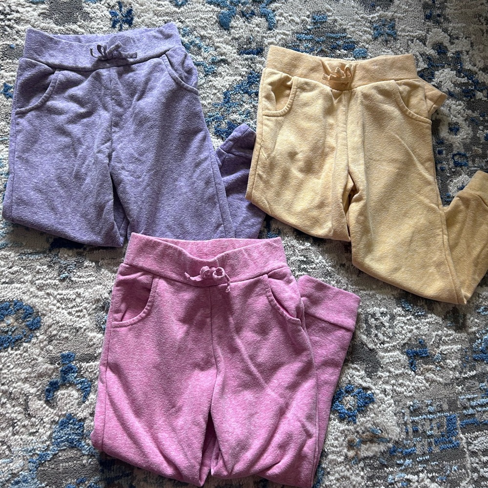 Multiple-colored kids sweatpants